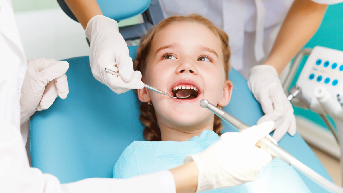 fmc-dental-clinic-background-1